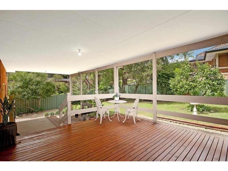 2 Kira Avenue, Northmead NSW 2152