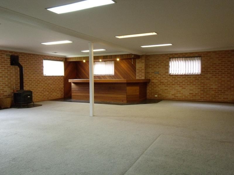 26 OAKDALE PLACE, Baulkham Hills NSW 2153