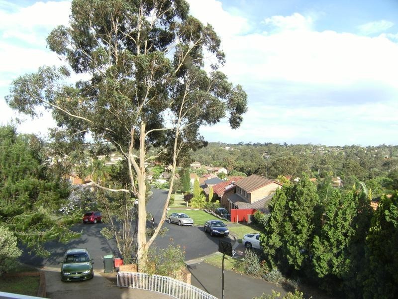 20 COROMANDEL CLOSE, Baulkham Hills NSW 2153