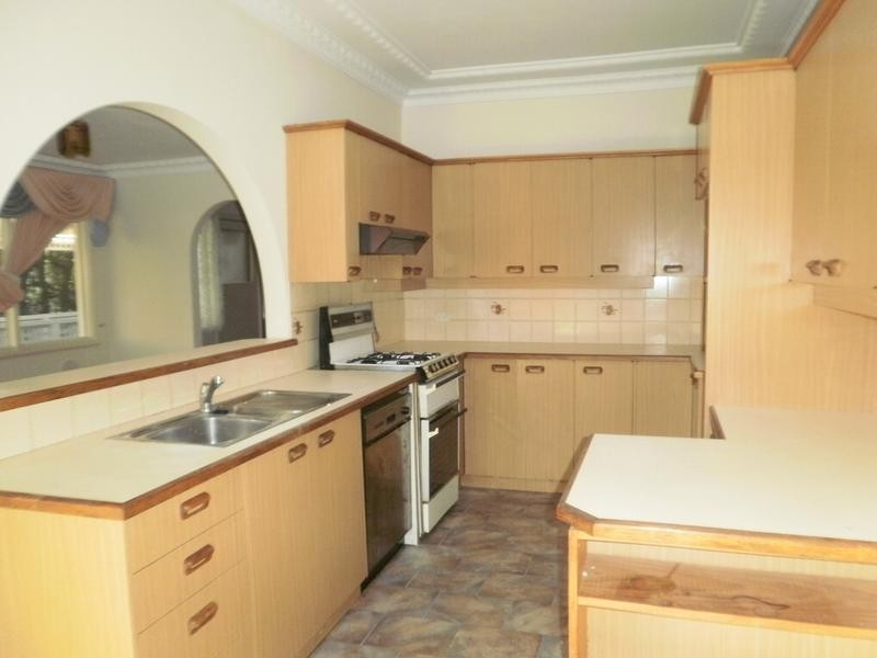 16 Yattenden Crescent, Baulkham Hills NSW 2153