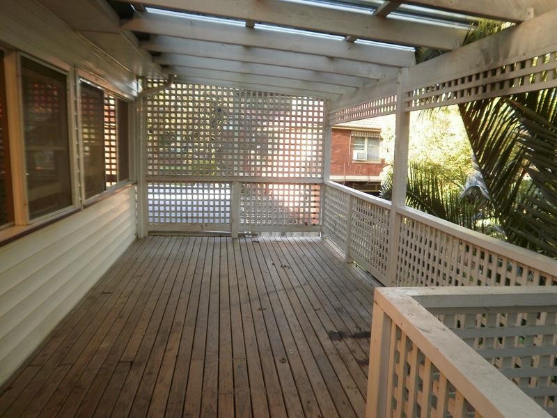 16 Yattenden Crescent, Baulkham Hills NSW 2153