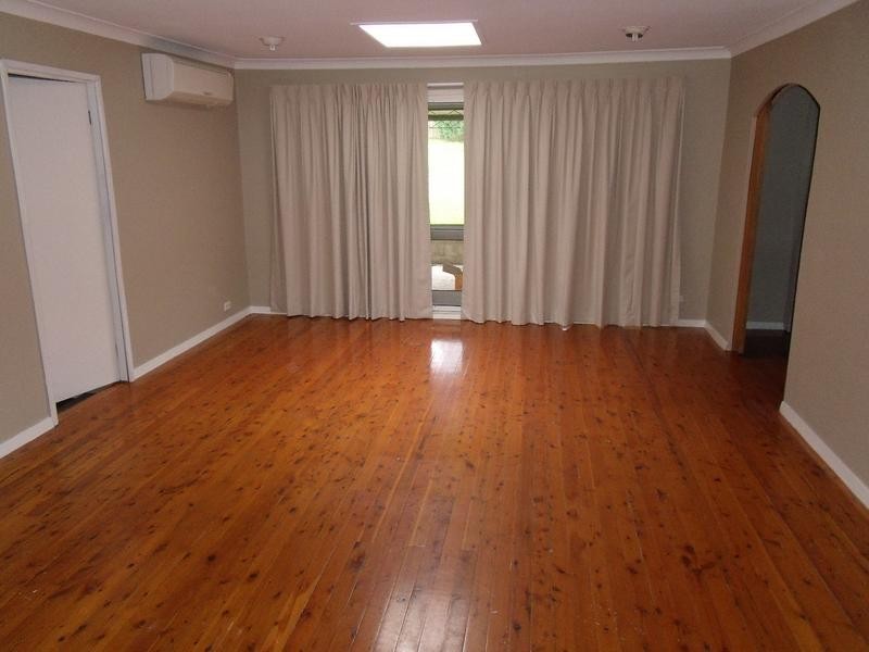 18 Naomi Street North, Baulkham Hills NSW 2153