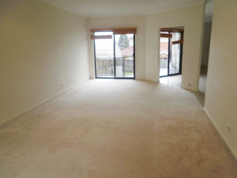 3 Valadon Place, Bella Vista NSW 2153