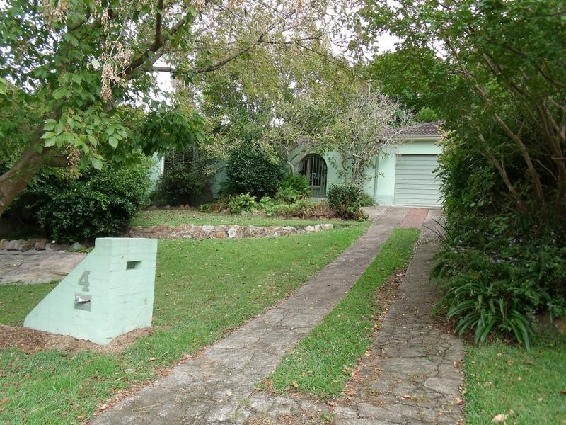 4 BIRCH GROVE, Baulkham Hills NSW 2153