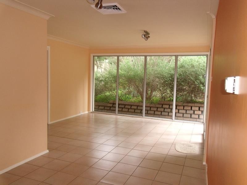 4 BIRCH GROVE, Baulkham Hills NSW 2153