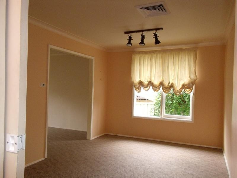 4 BIRCH GROVE, Baulkham Hills NSW 2153