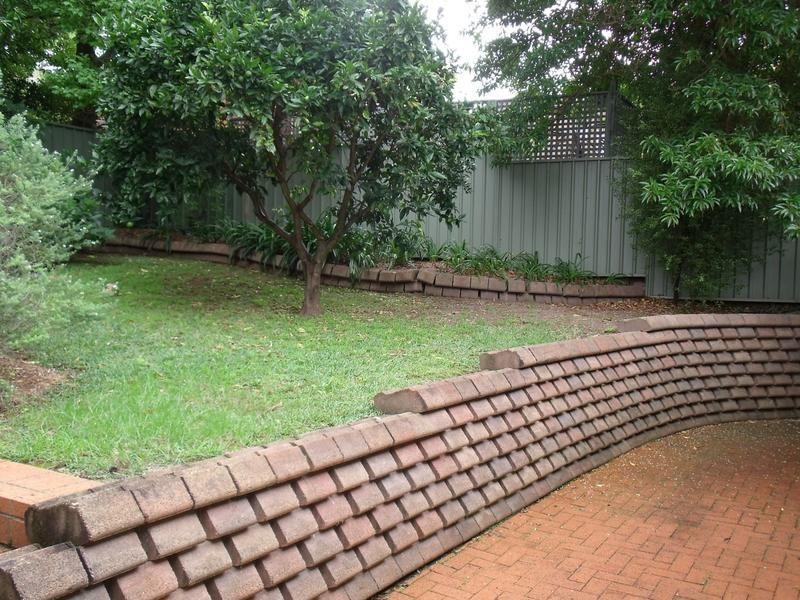 4 BIRCH GROVE, Baulkham Hills NSW 2153