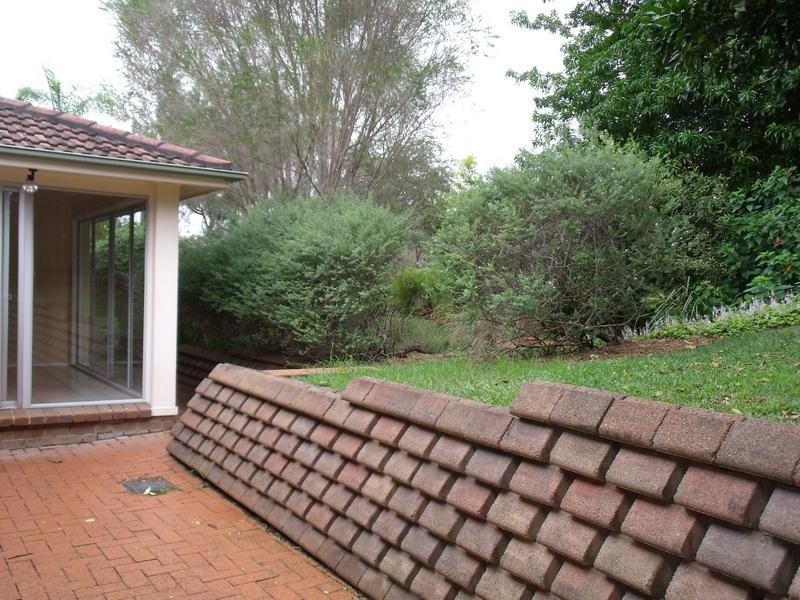 4 BIRCH GROVE, Baulkham Hills NSW 2153