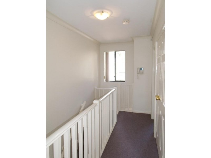 10/4-8 RUSSELL STREET, Baulkham Hills NSW 2153