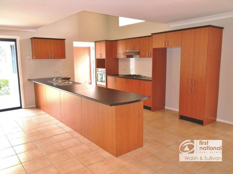 31 BLUE BELL CIRCUIT, Kellyville NSW 2155