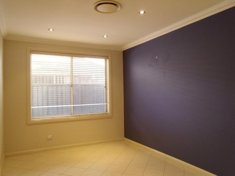 136 HARRINGTON AVENUE, Castle Hill NSW 2154