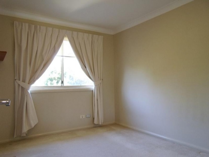 136 HARRINGTON AVENUE, Castle Hill NSW 2154