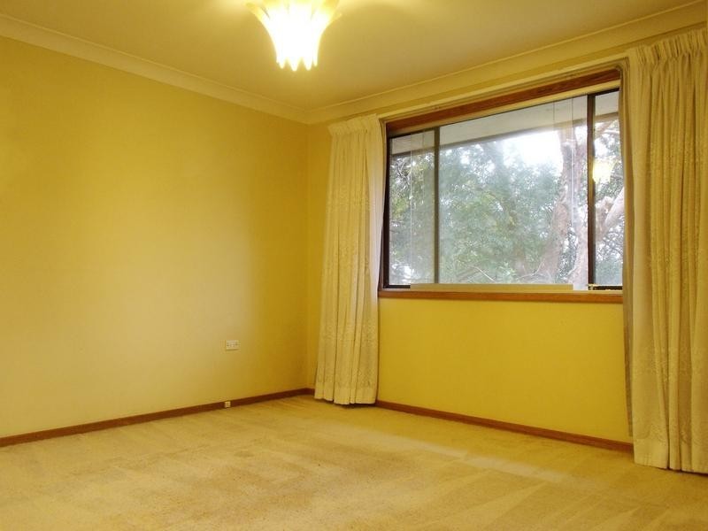 25 JINDABYNE AVENUE, Baulkham Hills NSW 2153