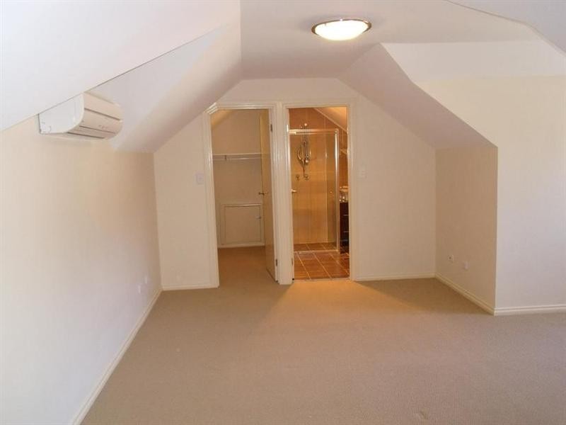 4/28-30 YATTENDEN CRESCENT, Baulkham Hills NSW 2153