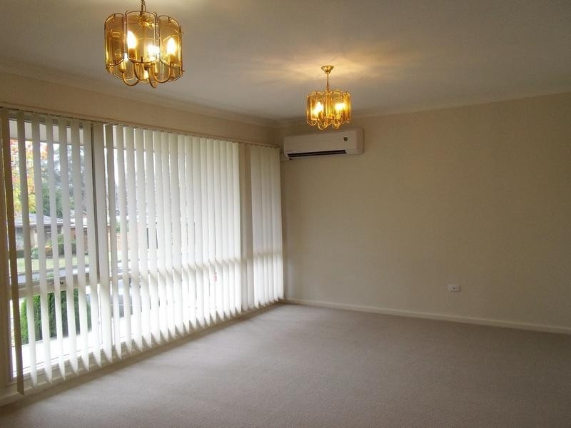 6 ROCKLEY AVENUE, Baulkham Hills NSW 2153