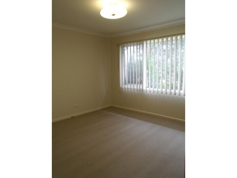 6 ROCKLEY AVENUE, Baulkham Hills NSW 2153