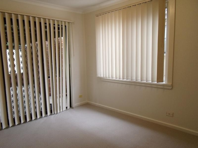 6 ROCKLEY AVENUE, Baulkham Hills NSW 2153