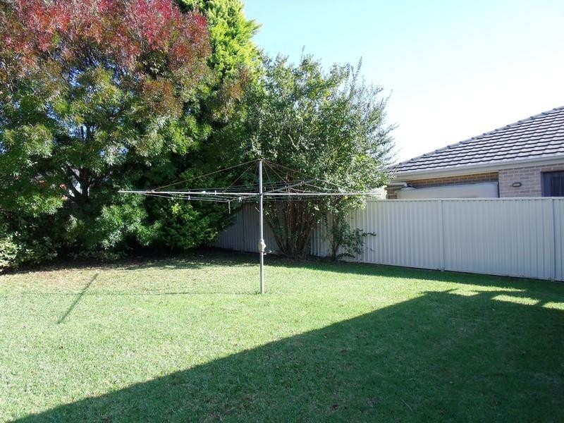 6 ROCKLEY AVENUE, Baulkham Hills NSW 2153