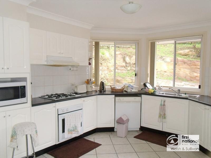 7 BUSHVIEW DRIVE, Kellyville NSW 2155