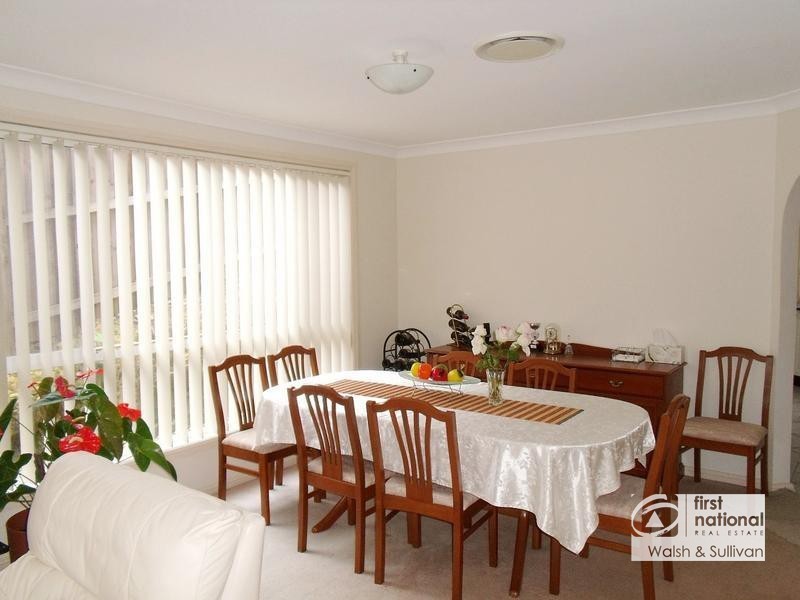 7 BUSHVIEW DRIVE, Kellyville NSW 2155