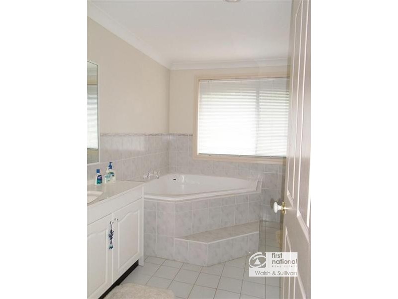 7 BUSHVIEW DRIVE, Kellyville NSW 2155