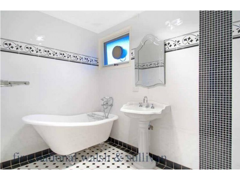 16 Cromarty Crescent, Winston Hills NSW 2153