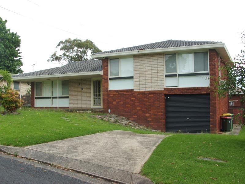 11 MULHERON AVENUE, Baulkham Hills NSW 2153