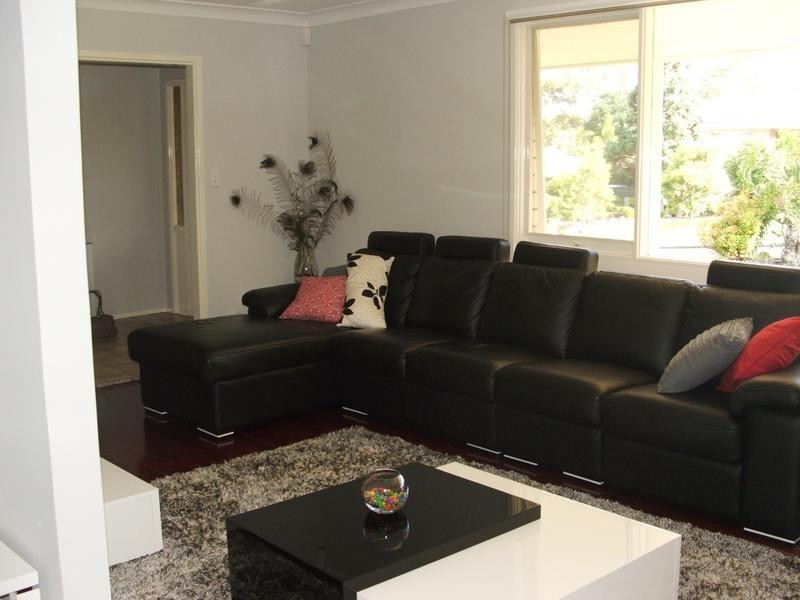 11 MULHERON AVENUE, Baulkham Hills NSW 2153