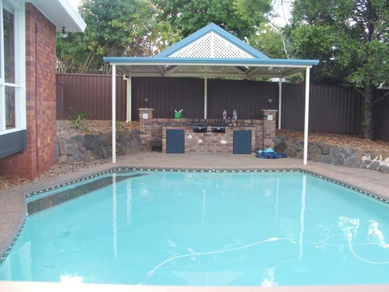 11 MULHERON AVENUE, Baulkham Hills NSW 2153