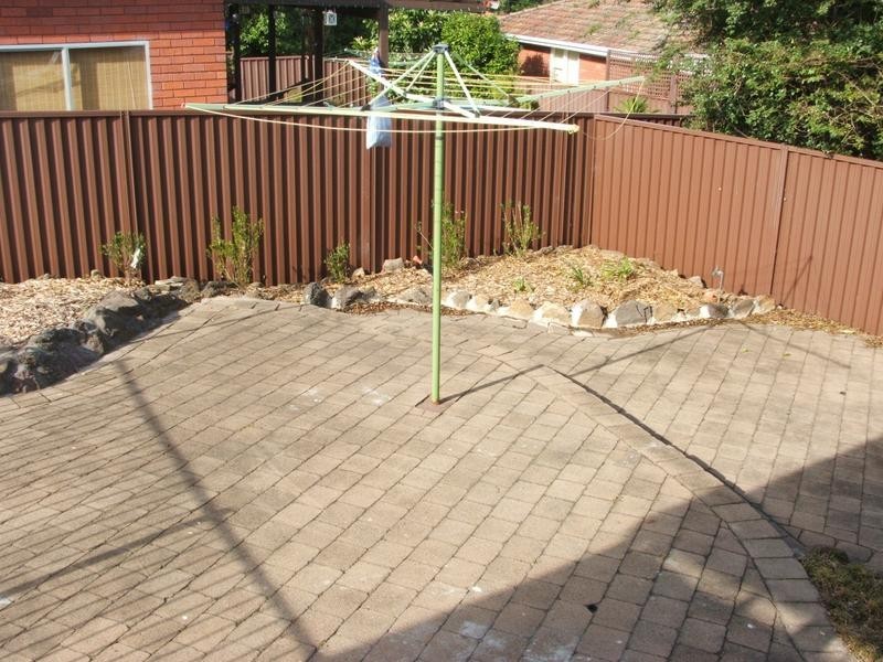 11 MULHERON AVENUE, Baulkham Hills NSW 2153