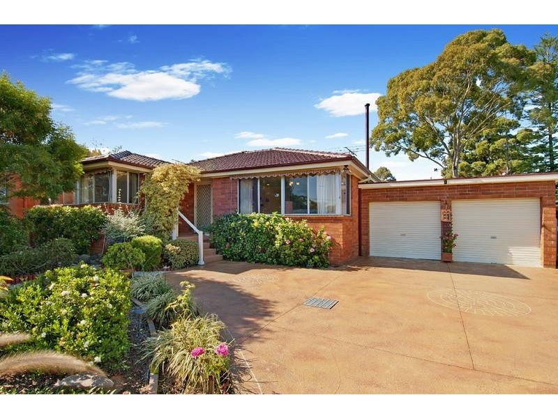 40 MULGRAY AVENUE, Baulkham Hills NSW 2153