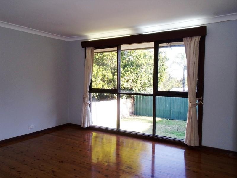 17 PARK ROAD, Baulkham Hills NSW 2153