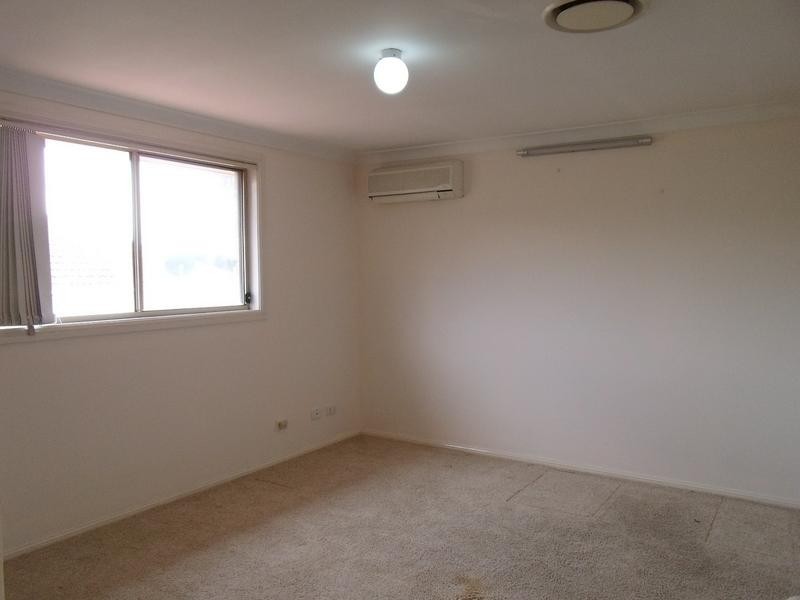 53 MYEE CRESCENT, Baulkham Hills NSW 2153