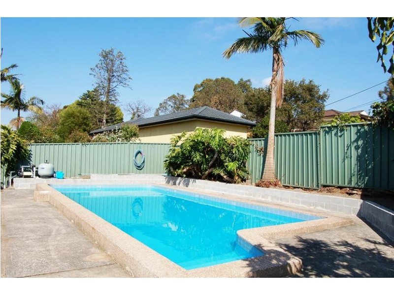 2 LOTHIAN STREET, Winston Hills NSW 2153