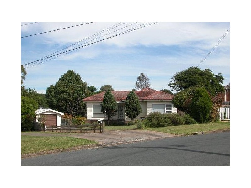 3 GRAHAM CRESCENT, Baulkham Hills NSW 2153