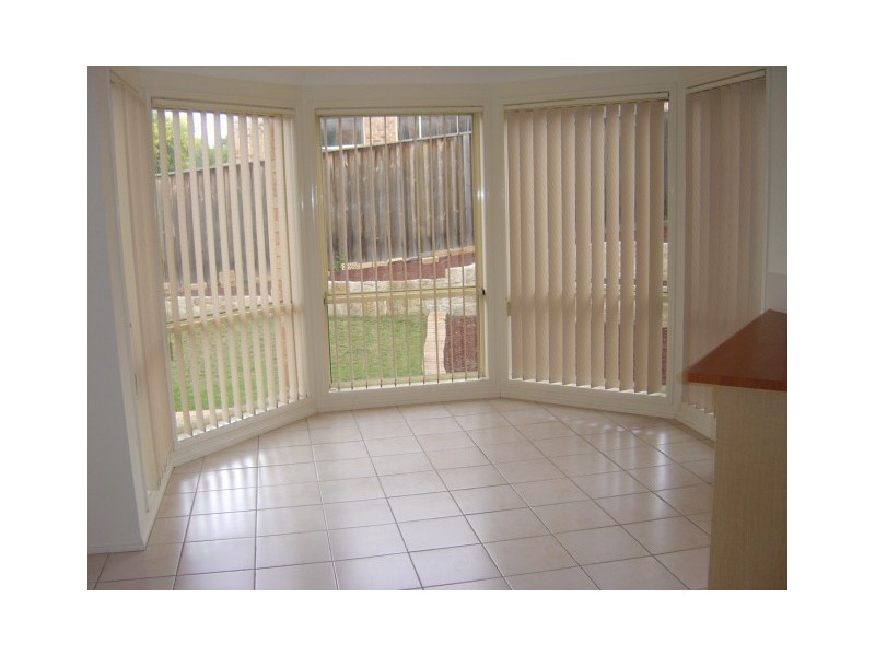 27 JACK McNAMEE PLACE, Kellyville NSW 2155