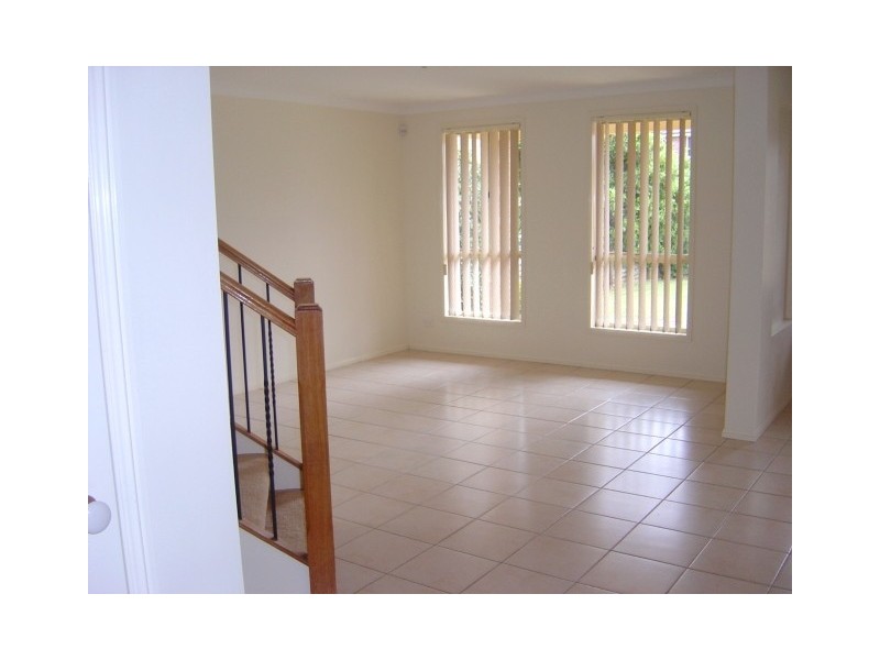 27 JACK McNAMEE PLACE, Kellyville NSW 2155