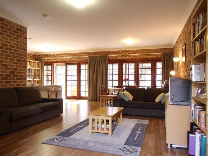 11/11-15 CROSS STREET, Baulkham Hills NSW 2153