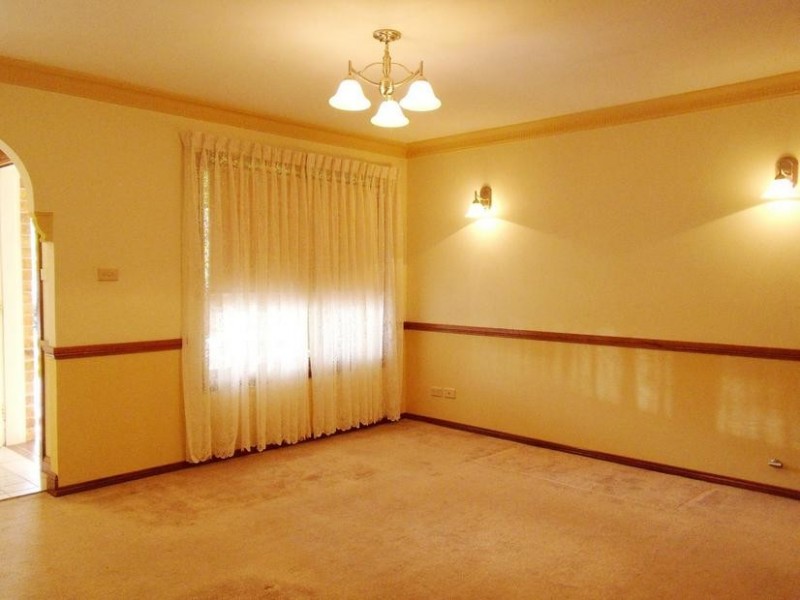 1/18a CONIE AVENUE, Baulkham Hills NSW 2153