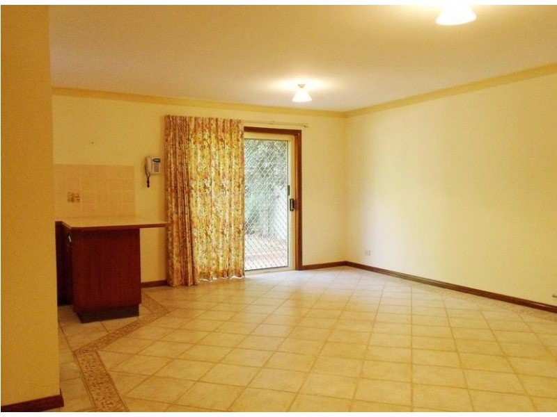 1/18a CONIE AVENUE, Baulkham Hills NSW 2153