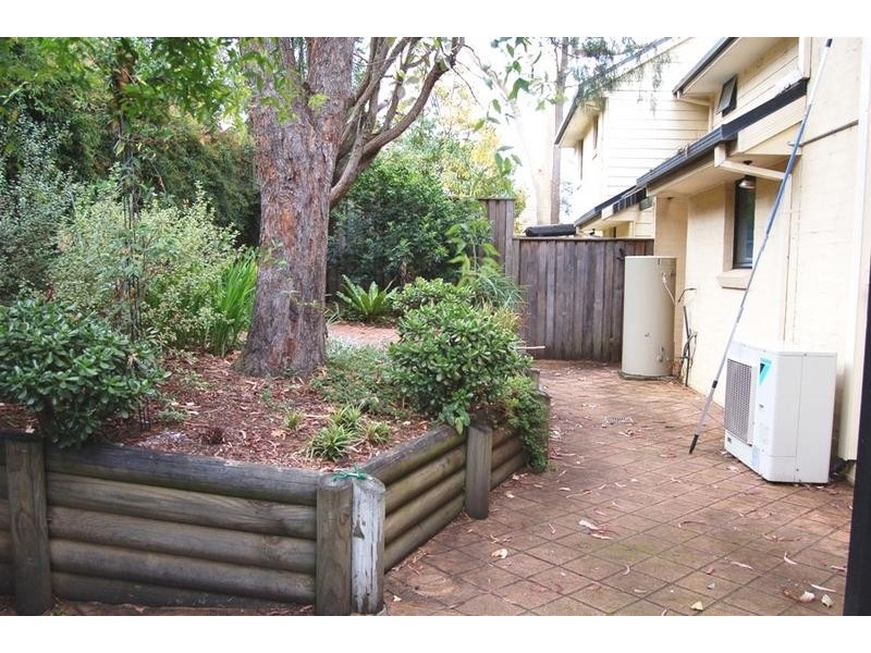 5/8 KENNETH AVENUE, Baulkham Hills NSW 2153