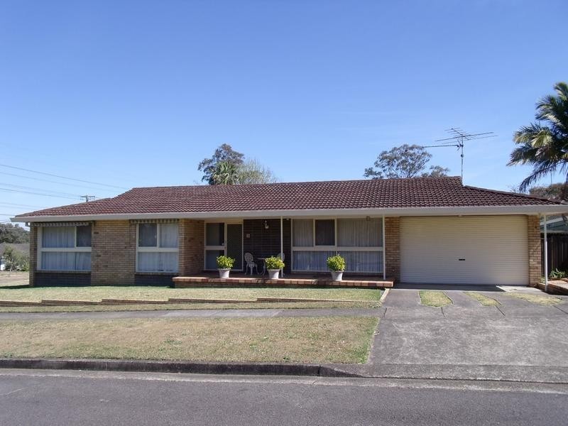 16 LOMOND CRESCENT, Winston Hills NSW 2153