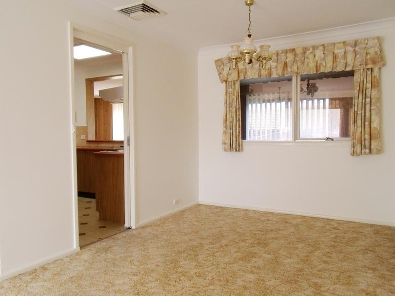 16 LOMOND CRESCENT, Winston Hills NSW 2153