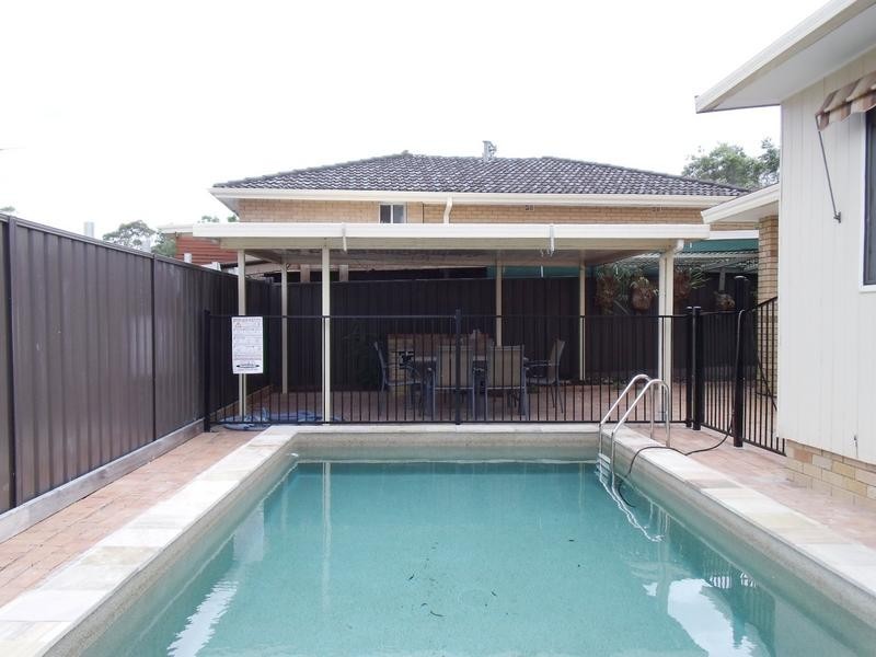 16 LOMOND CRESCENT, Winston Hills NSW 2153