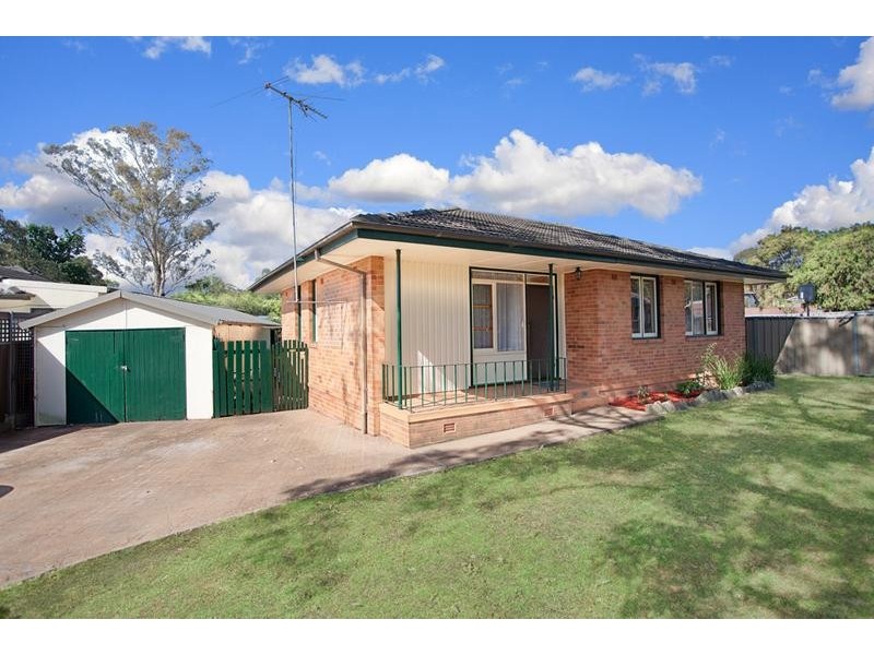25 Blaxland Street, Lalor Park NSW 2147