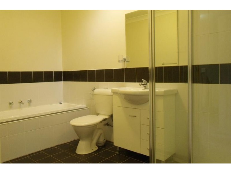 12/38 HILLCREST ROAD, Quakers Hill NSW 2763