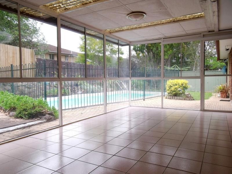 6 TEMPLETON CRESCENT, Baulkham Hills NSW 2153
