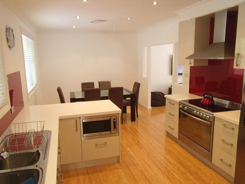 39 HAMBLEDON AVENUE, Baulkham Hills NSW 2153