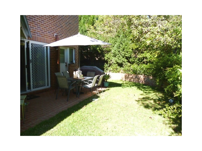 4/18a CONIE AVENUE, Baulkham Hills NSW 2153