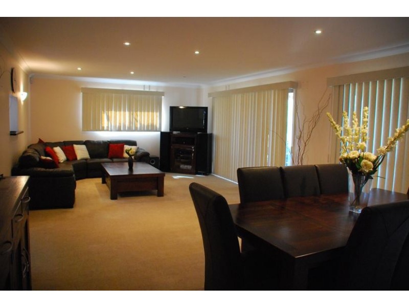 19 Selkirk Street, Winston Hills NSW 2153